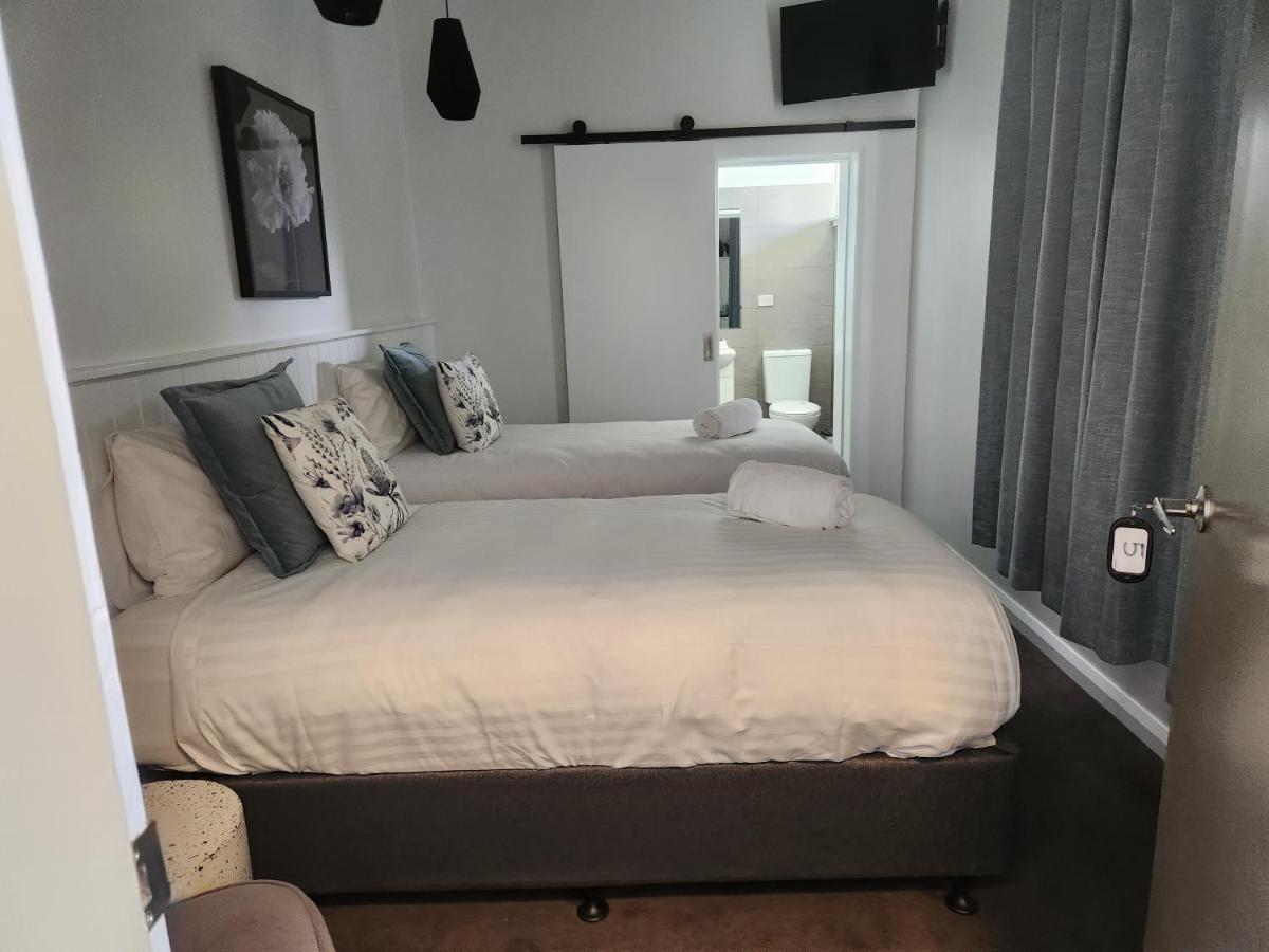 Myrtleford Hotel Extérieur photo