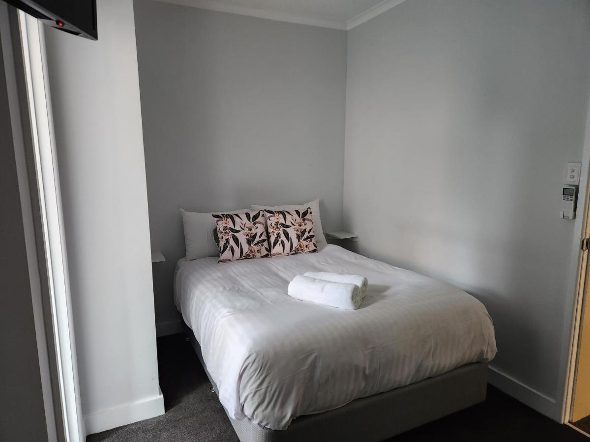 Myrtleford Hotel Extérieur photo